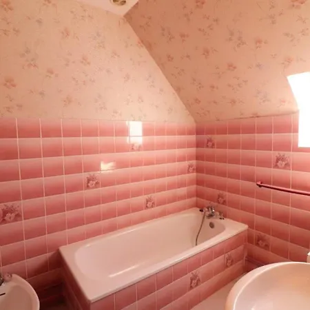 Gite Au Calme, 6 Pers, Parc Des Volcans D'auvergne, 3 Chambres, Bbq, Tv, Jardin, Proche Activites - Fr-1-742-478